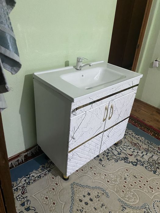 умывальник для ванной со шкафом