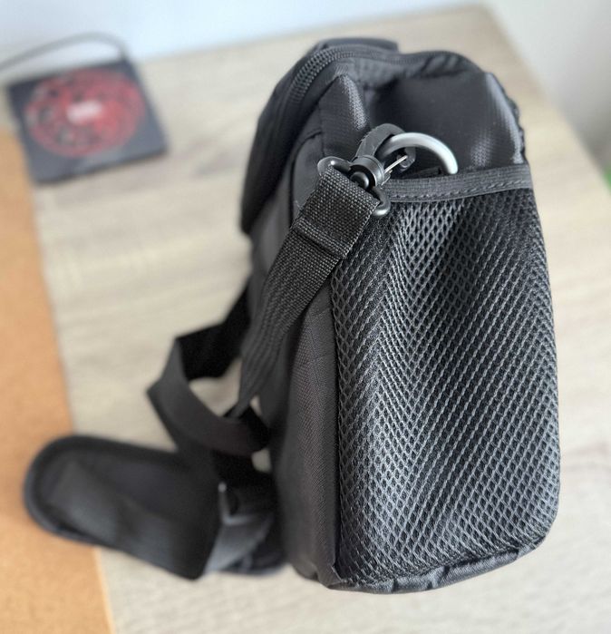 Vand Geanta Aparat Foto noua 23x14x10cm