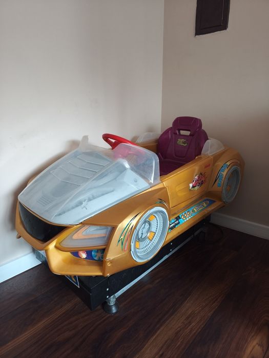 Клатушка работеща с монети