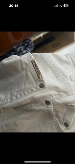 Blugi Dsquared2, ca noi