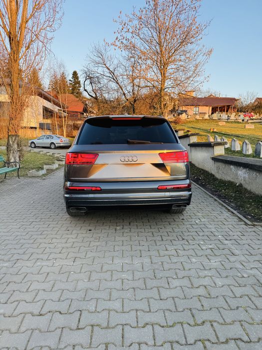 Audi Q7 2017 S line