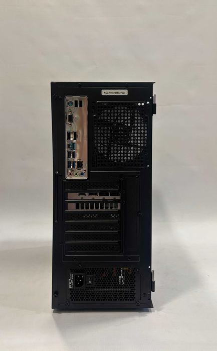 Геймърски компютър AMD Ryzen 7 5700X, RTX 5060 8GB, 16GB ram