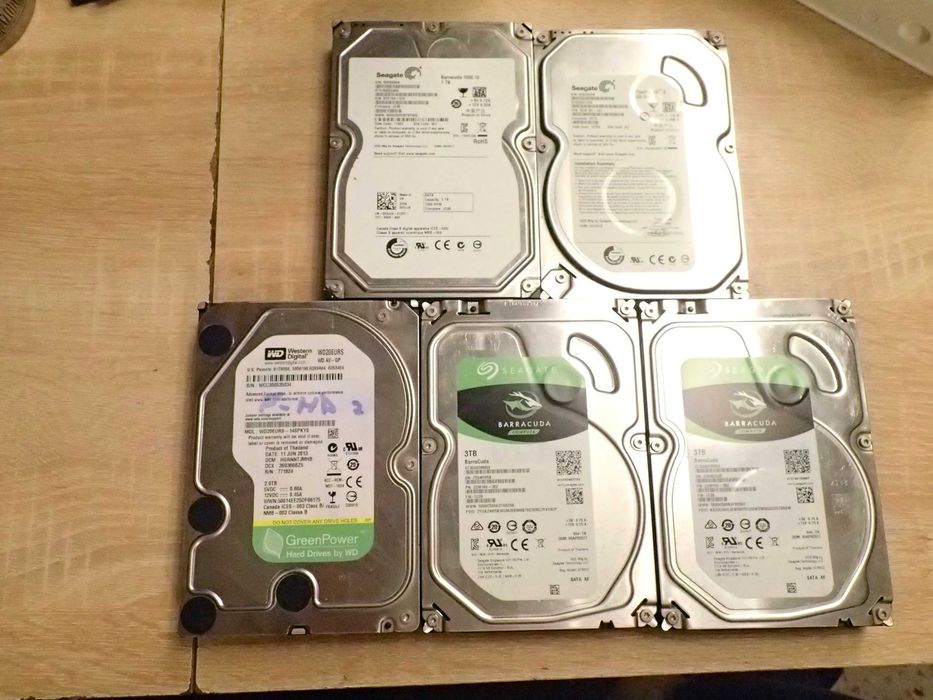 Hdd-uri pentru desktop si laptop; capacitati intre 320 Gb si 3Tb , testate; stare excelenta