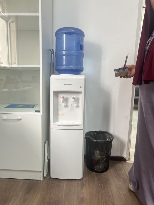 Офисный шкаф в продаже