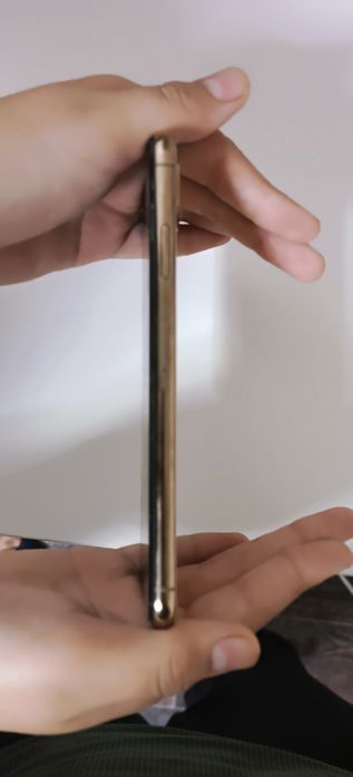 Продам apple XS MAX