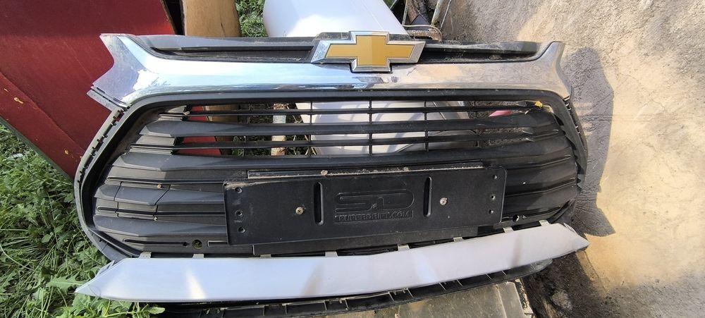 Бампер треккир 2