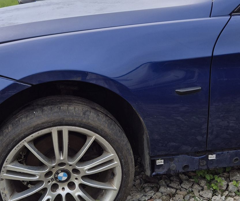 Aripa stanga bmw seria 3 e90 e91 LCI 2010 cod culoare 381