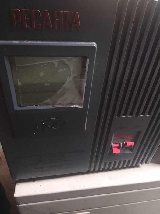 Стабелизатор напряжения