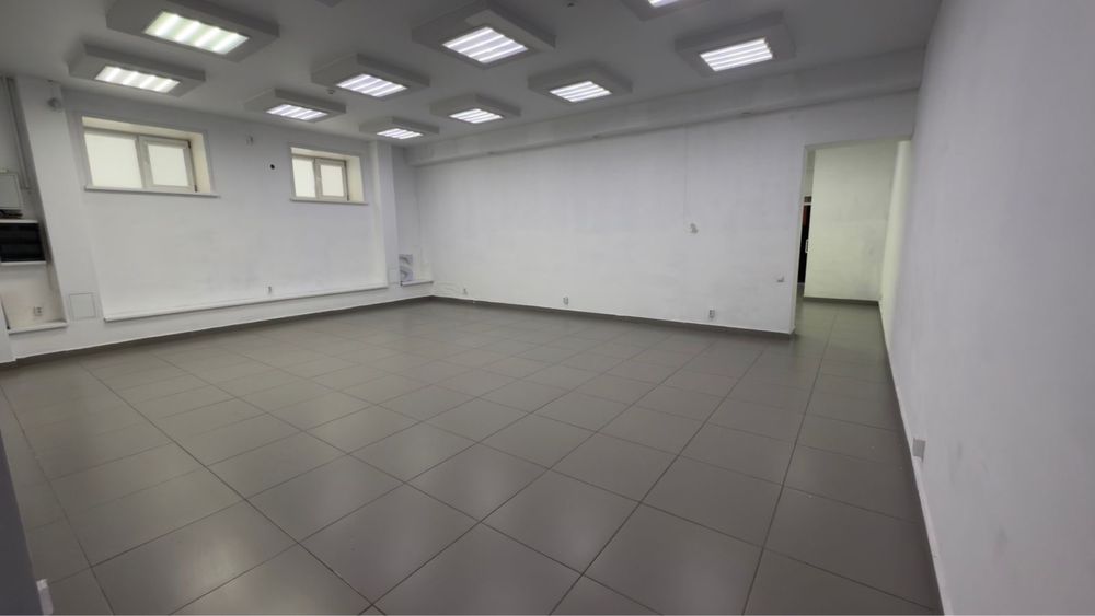 Сдам коммерческое помещение