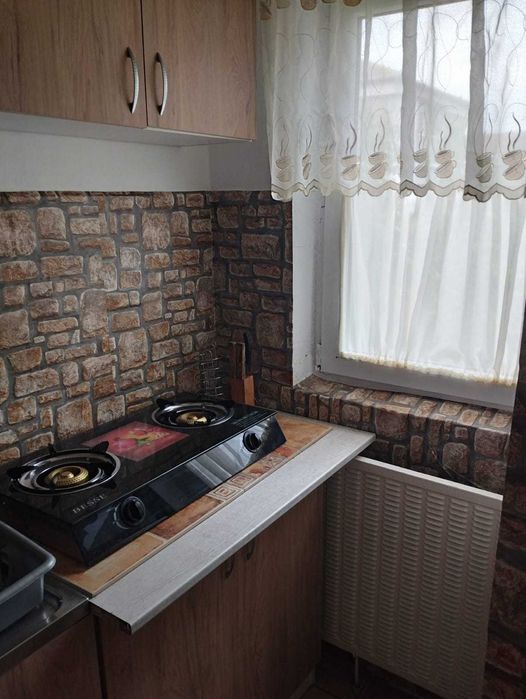 Garsoniera semidecomandata