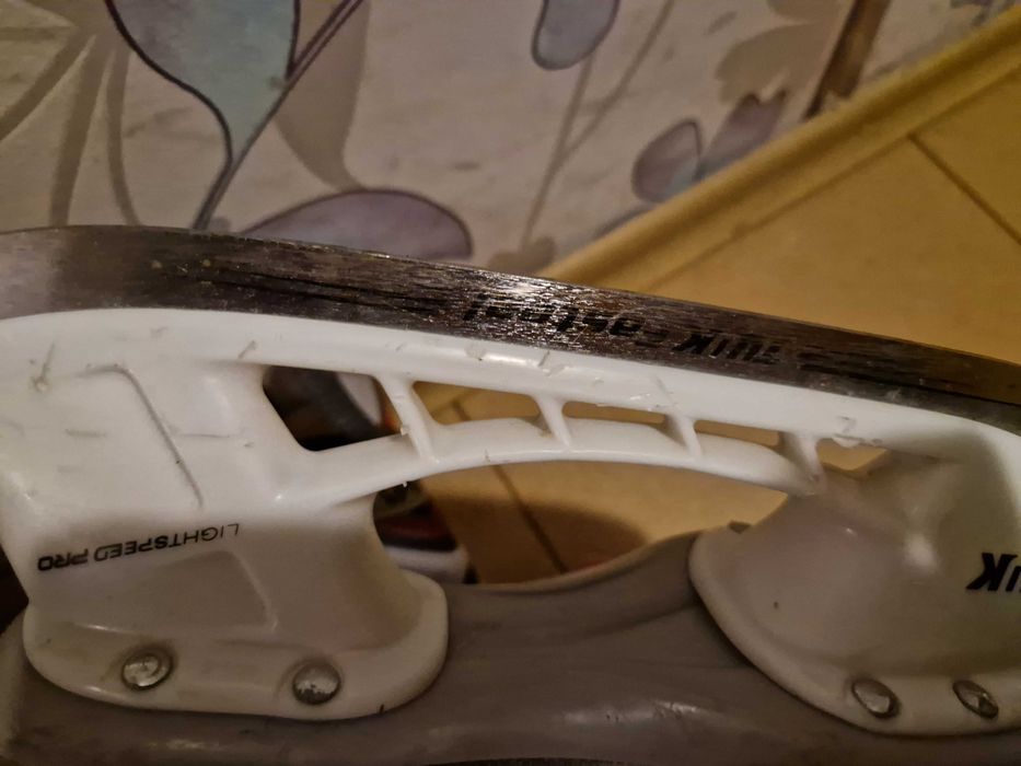 Хокейни кънки Bauer Vapor, номер 34