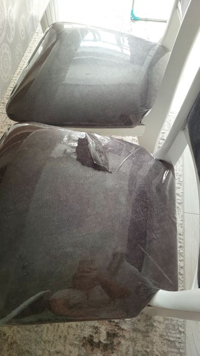 Стол и стулья. Новый.