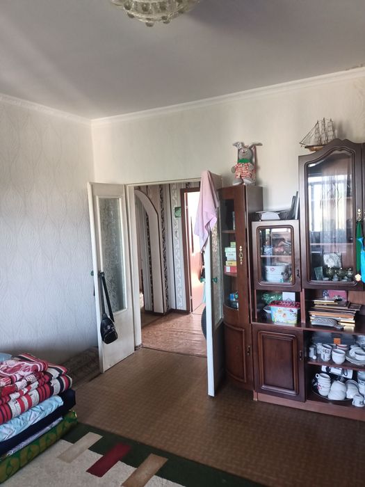 Продам 4-х комнатную квартиру