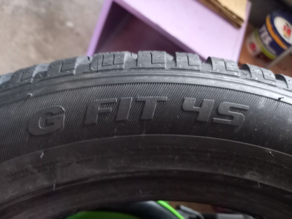 Продавам 2 бр всезонни гуми 195/55/16