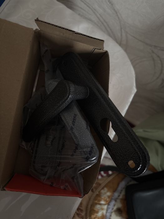 Продам дверь б/у