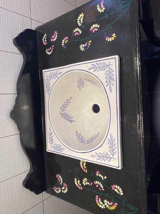 ретро умивалник/реставриран/+ нови ретро батерия+завеса+душово корито