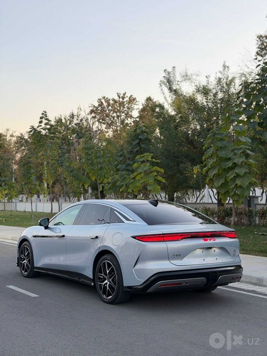 Byd han L 2.7s 1100от кучи