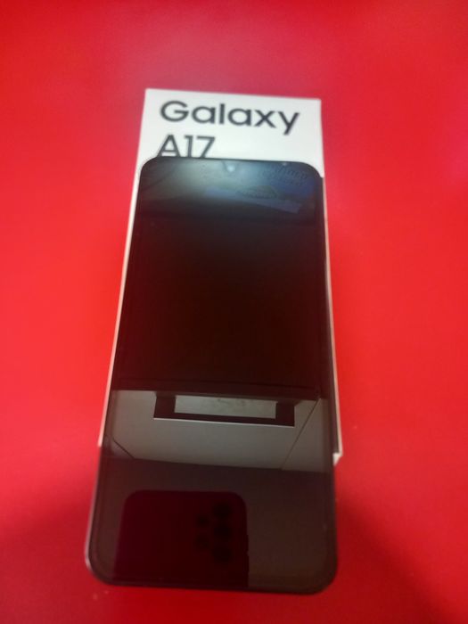 Samsung A17 4G aproape nou !