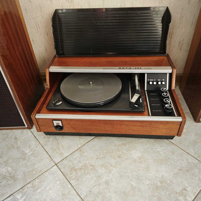 Электрофон Вега 101 стерео