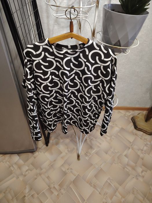 Костюмы новые 54-56-58