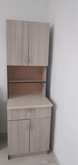 Продается шкаф и кушетка