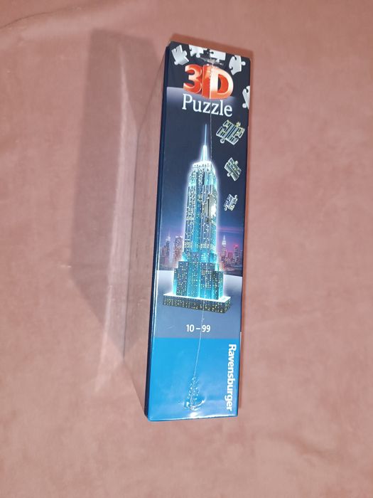 Свтетещ пъзел 3D