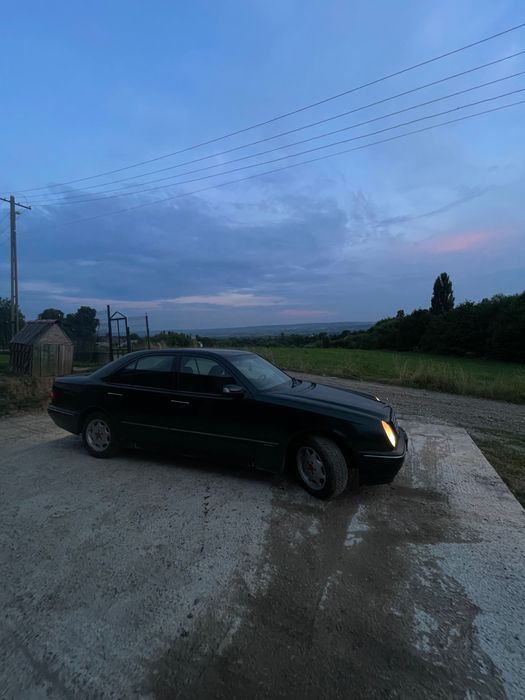 Mercedes e class