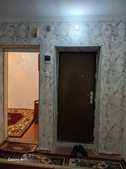 Samarqand viloyat Nurobod shahar Mustaqillik 51 / 19 kvartira sotiladi