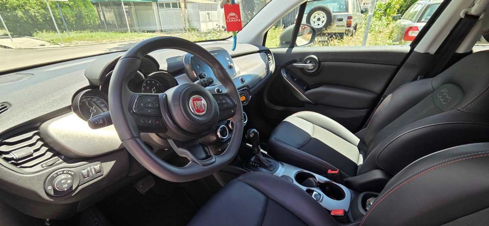 Продавам Фиат 500 X Хибрид