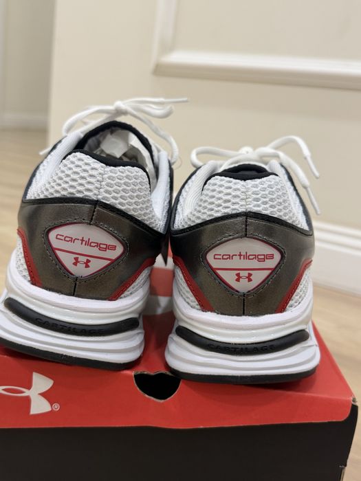 Кроссовки Under Armour HOVR