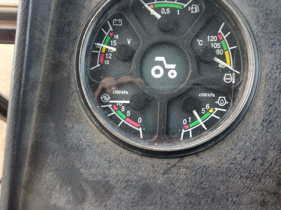 Продам срочно трактор МТЗ 82 с куном 2017г