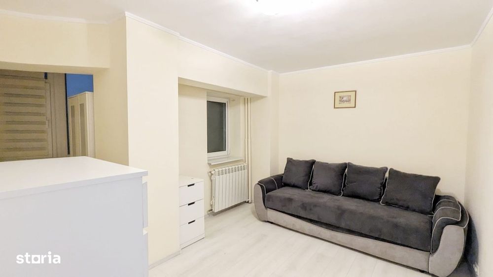 Alba Iulia,Unirii, 3 Camere 103 mp 2 bai, Refacut Total, Locuit, Birou