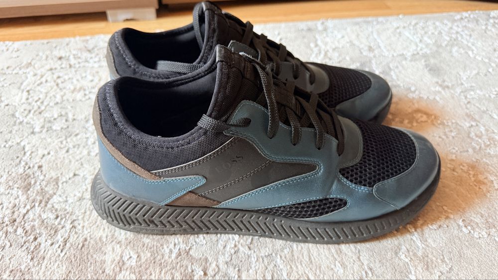 Adidasi Boss
