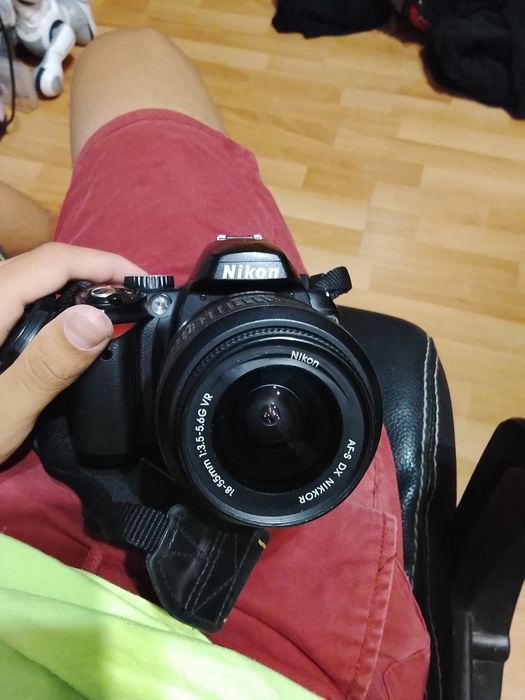 Фотоаппарат Nikon D60 + объектив 18-55