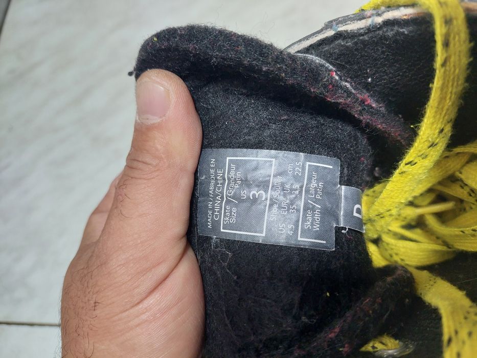 Patine 200 hochei hochey CCM Vector CRB 5 marime 35 ( 22,5 cm)