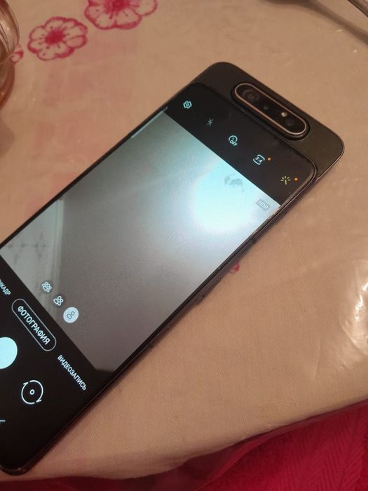 Самсунг А80 идеальный