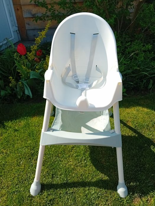 Scaun de masă pentru bebeluși