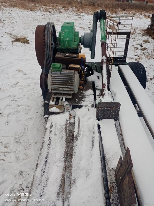 Продам механический дровакол.