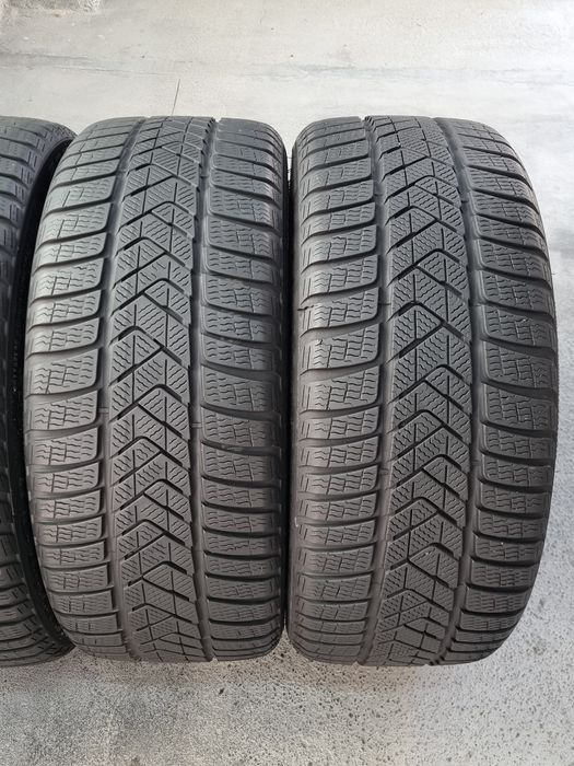 "Dot 21-24" 235/45/18 Pirelli 4Броя: 520лв 6.5мм