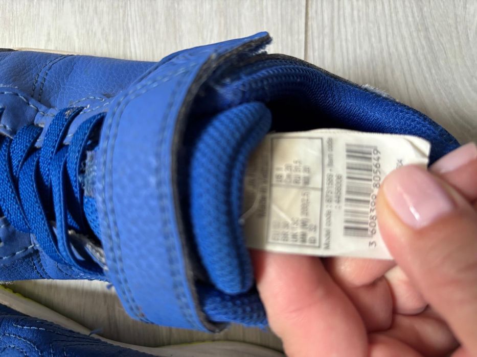 Adidasi Artengo Decathlon copii