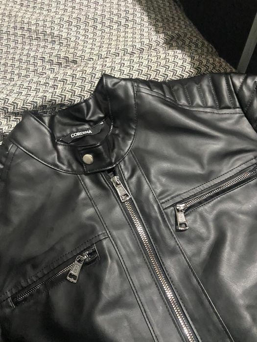 Geaca de piele bărbătească