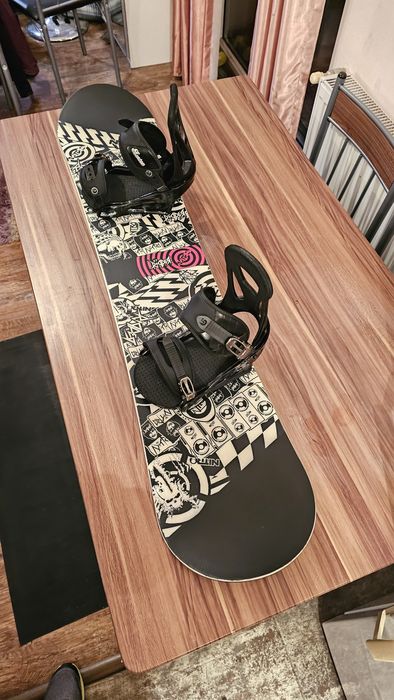 Placa Snowboard Burton Ripper 137 cu Legaturi Burton Custom S