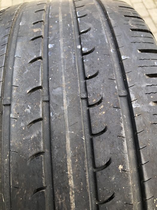 Goodyear efficient grip 265/50/R20
