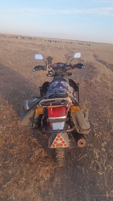 Мотоцикл сузуки 200 куб