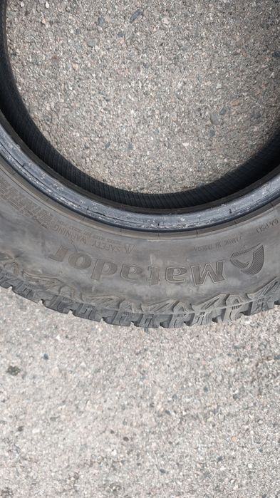 Продам Шины 205/70R15
