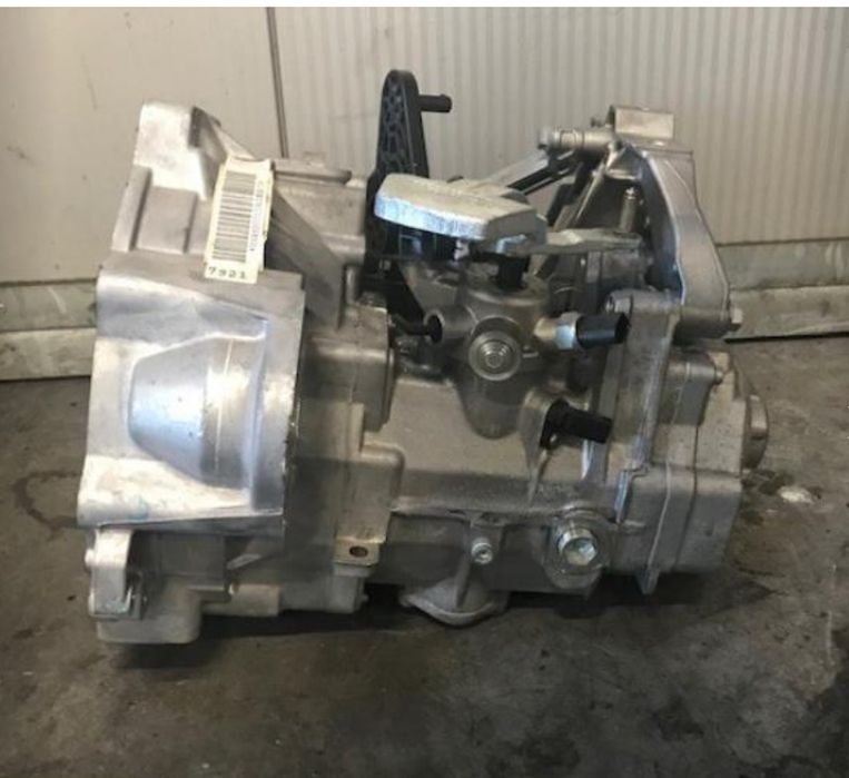 Скоростна кутия Dsg7 Audi Vw Skoda Seat 1.6tdi чисто нова 7ск код Sms