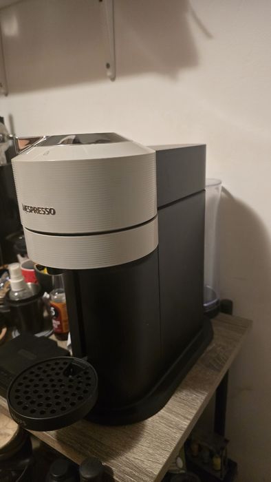 NESPRESSO Vertuo Next Aparat de cafea