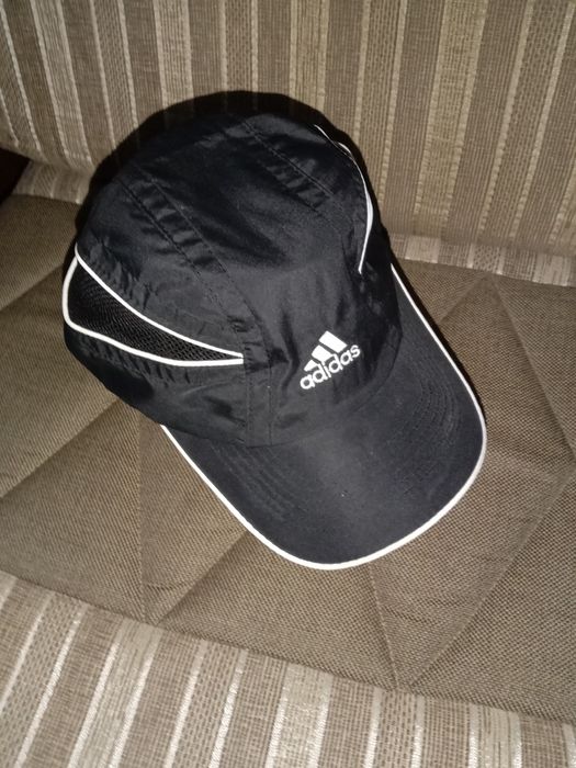 Шапки теплые иКепки мужские в хорошем состоянии