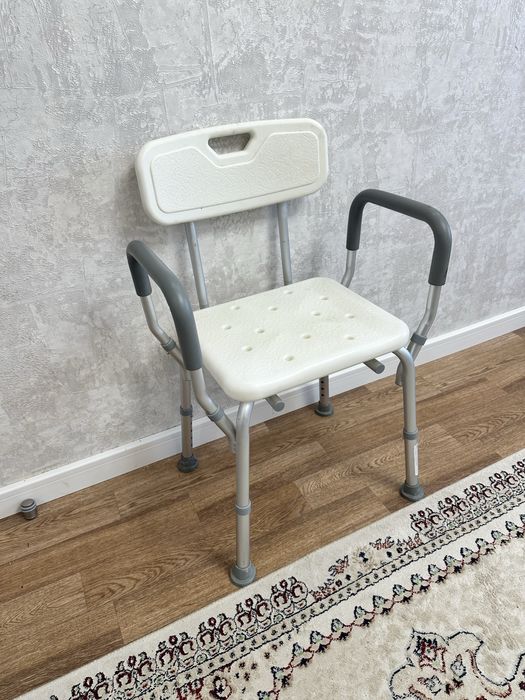 Стул для инвалида продам