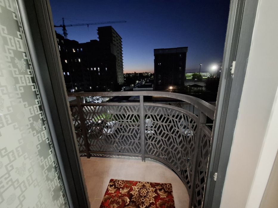 Продаётся 2 комнатная квартира ассалом хаво третий  этаж девяти этажка